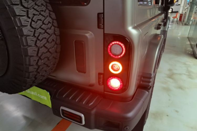 Used 212 T01 2025 2.0T Changfeng Right Rear Taillight
