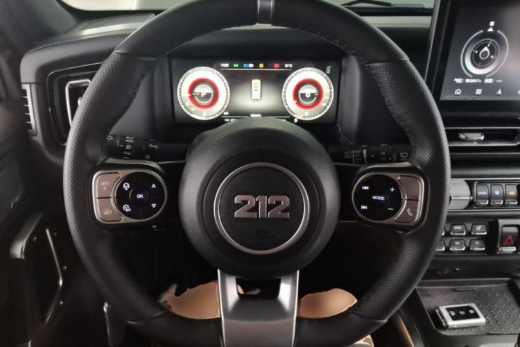 Used 212 T01 2025 2.0T Changfeng Steering Wheel