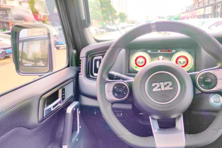 Used 212 T01 2025 2.0T Changfeng Steering Wheel