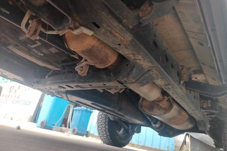 Used 212 T01 2025 2.0T Changfeng Chassis Front Left