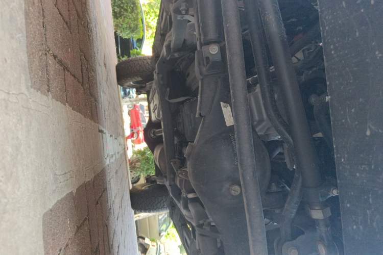 Used 212 T01 2025 2.0T Changfeng Chassis Front