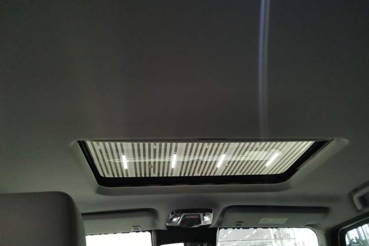 Used 212 T01 2025 Model 2.0T Diesel Headliner