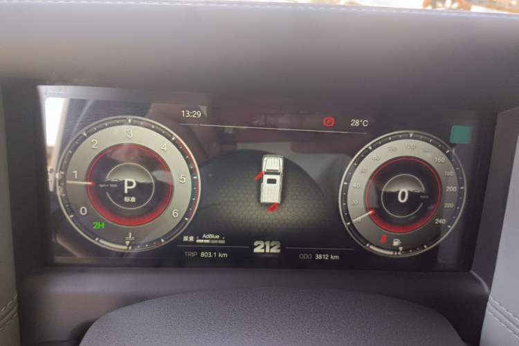 Used 212 T01 2025 Model 2.0T Diesel Instrument Cluster