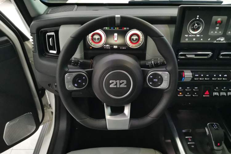 Used 212 T01 2025 Model 2.0T Diesel Steering Wheel