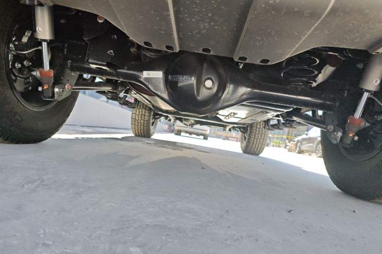 Used 212 T01 2026 Model 2.0T High Ground Chassis Rear