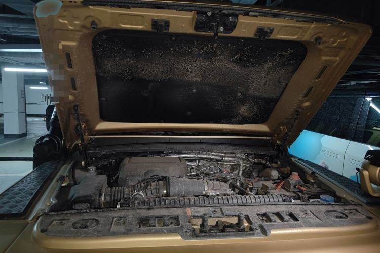 Used 212 T01 2026 Model 2.0T High Ground Engine Bay