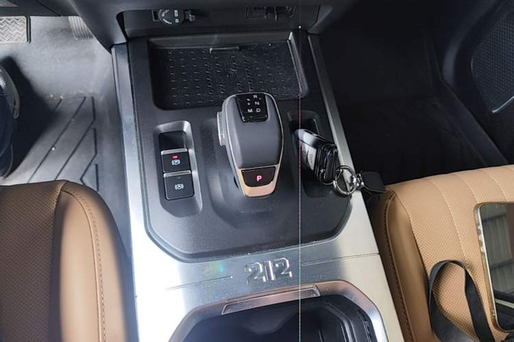 Used 212 T01 2026 Model 2.0T High Ground Gear Lever