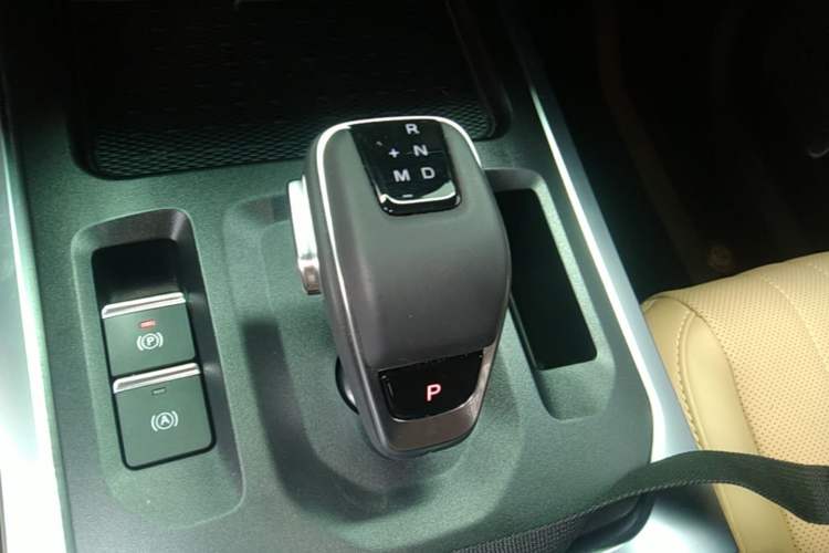 Used 212 T01 2026 Model 2.0T High Ground Gear Lever