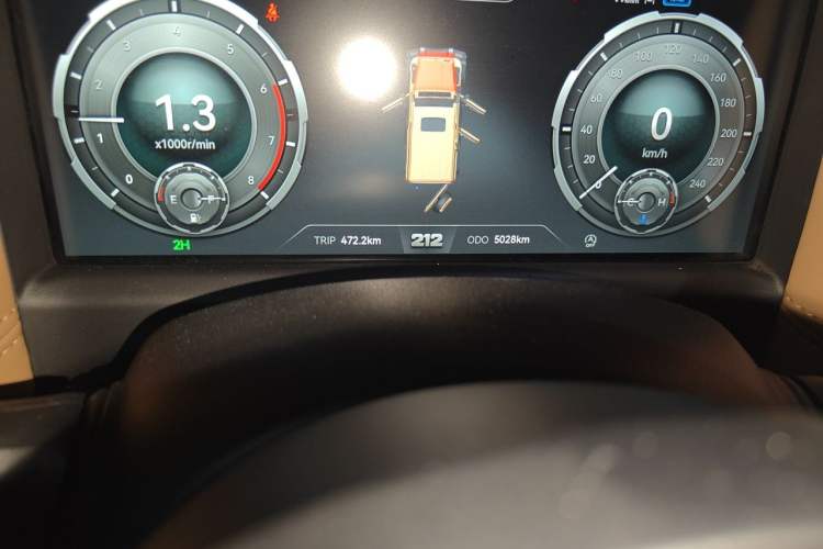 Used 212 T01 2026 Model 2.0T High Ground Odometer Close Up