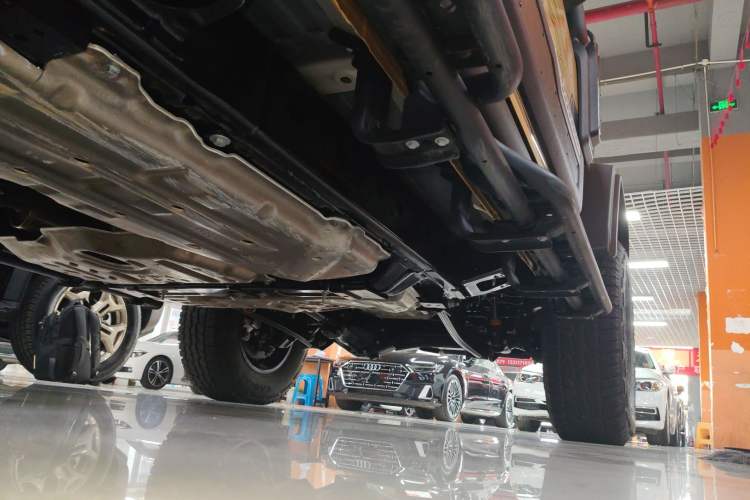 Used 212 T01 2026 Model 2.0T High Ground Right Side Sill