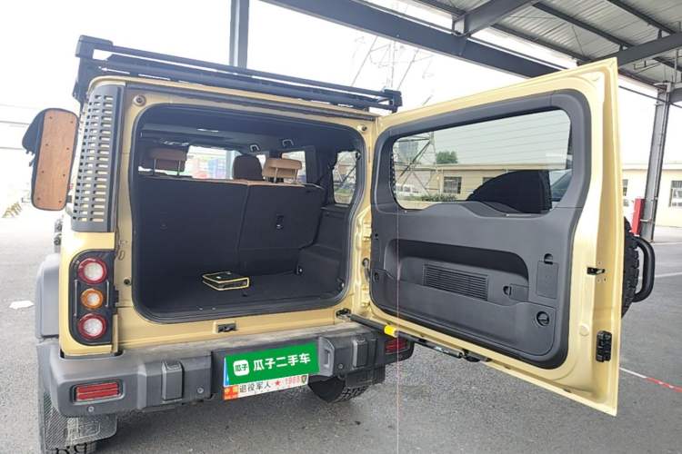 Used 212 T01 2026 Model 2.0T High Ground Trunk