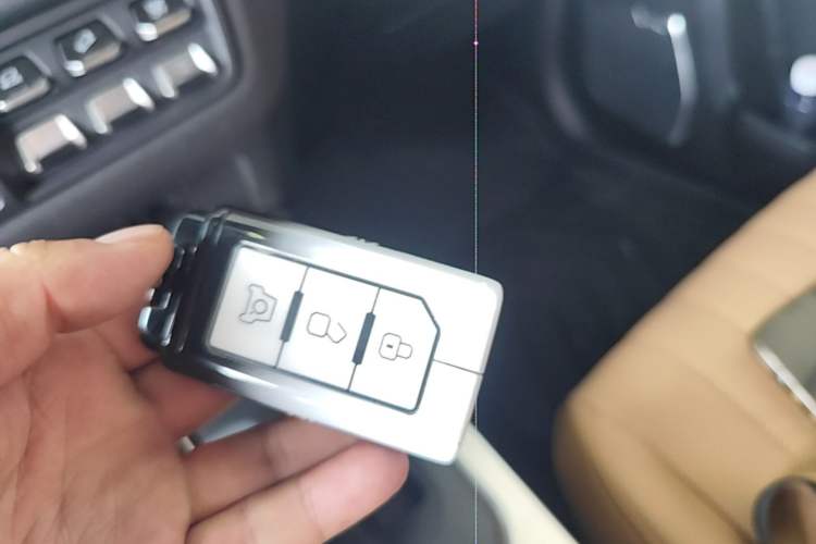 Used 212 T01 2026 Model 2.0T High Ground Vehicle Key