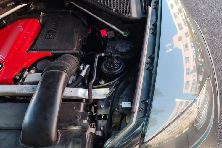 Used AC Schnitzer X6  Engine Bay Left