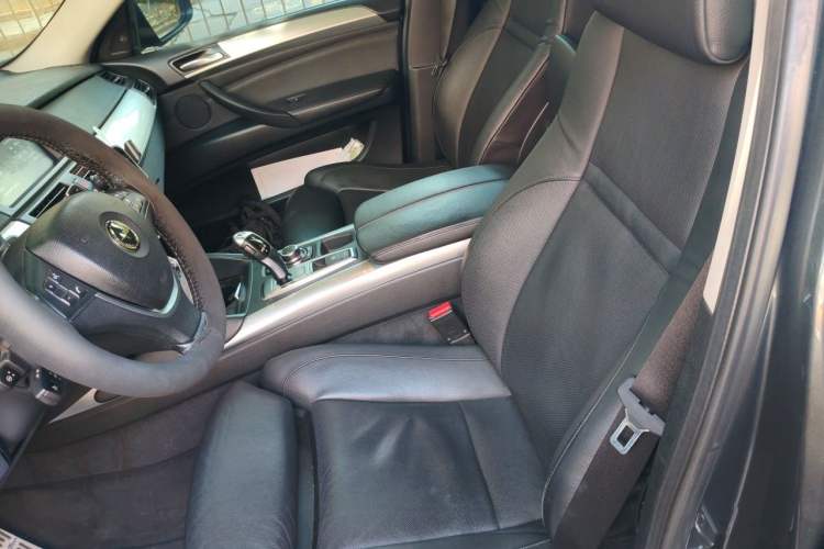 Used AC Schnitzer X6  Left Front Seat