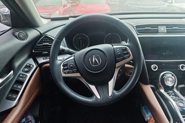 Used Acura CDX 2021 1.5T Two-Wheel Drive Deluxe Smart Safety Edition Steering Wheel