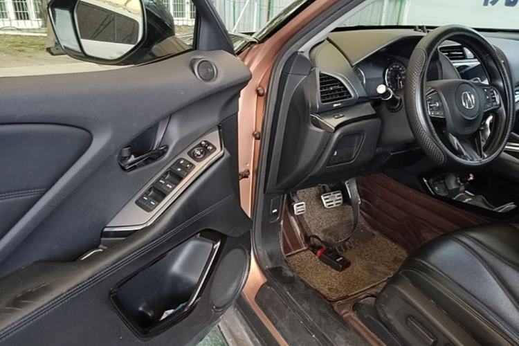 Used Acura CDX 2016 1.5T Two-Wheel Drive Enjoyment Edition Driver Seat