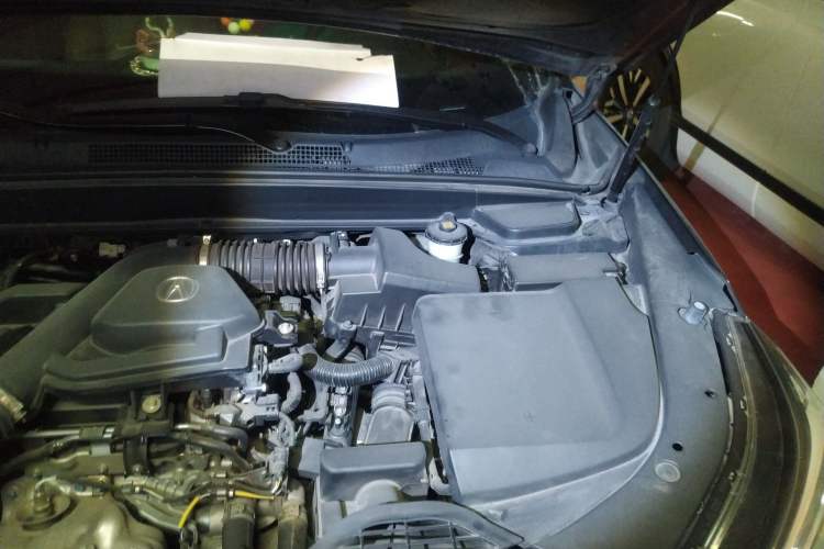 Used Acura CDX 2016 1.5T Two-Wheel Drive Deluxe Edition Engine Bay Left
