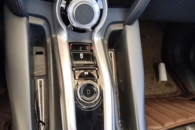 Used Acura CDX 2016 1.5T Two-Wheel Drive Enjoyment Edition Gear Lever
