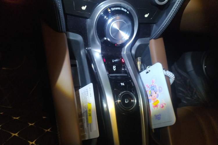 Used Acura CDX 2016 1.5T Two-Wheel Drive Deluxe Edition Gear Lever
