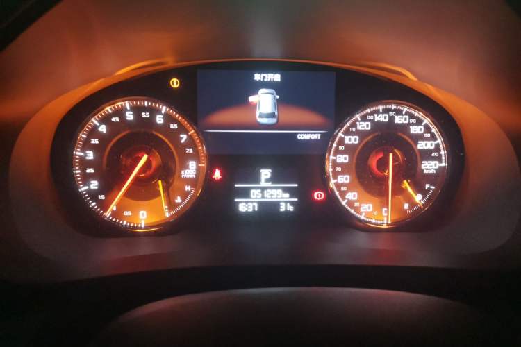 Used Acura CDX 2016 1.5T Two-Wheel Drive Deluxe Edition Instrument Cluster