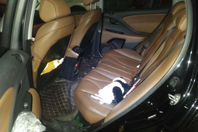 Used Acura CDX 2016 1.5T Two-Wheel Drive Deluxe Edition Left Rear Seat