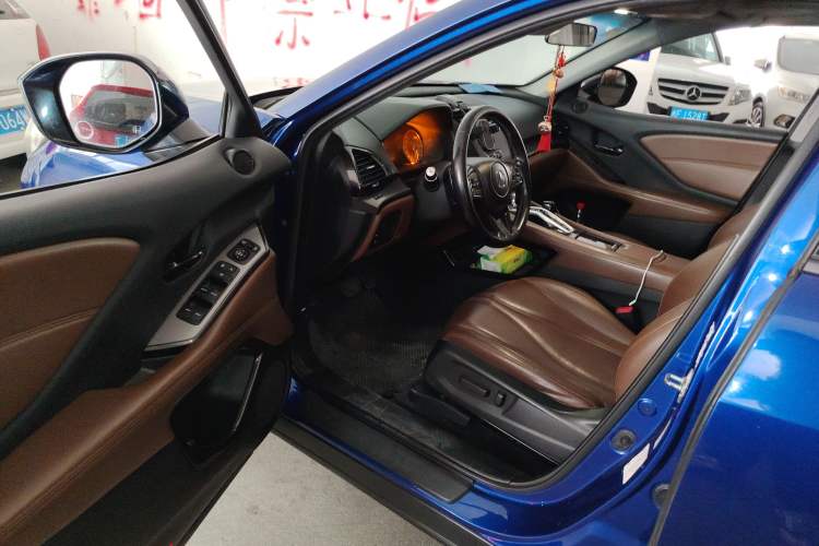Used Acura CDX 2016 1.5T Two-Wheel Drive Enjoyment Edition Driver Seat