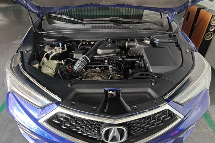 Used Acura CDX 2016 1.5T Two-Wheel Drive Deluxe Edition Engine Bay