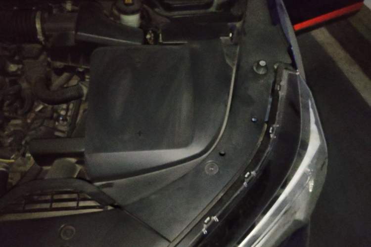 Used Acura CDX 2016 1.5T Two-Wheel Drive Deluxe Edition Engine Bay Left