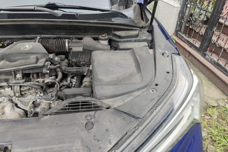 Used Acura CDX 2016 1.5T Two-Wheel Drive Deluxe Edition Engine Bay Left