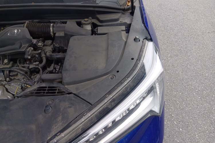 Used Acura CDX 2016 1.5T Two-Wheel Drive Deluxe Edition Engine Bay Left