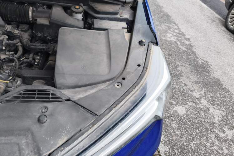 Used Acura CDX 2016 1.5T Two-Wheel Drive Deluxe Edition Engine Bay Left