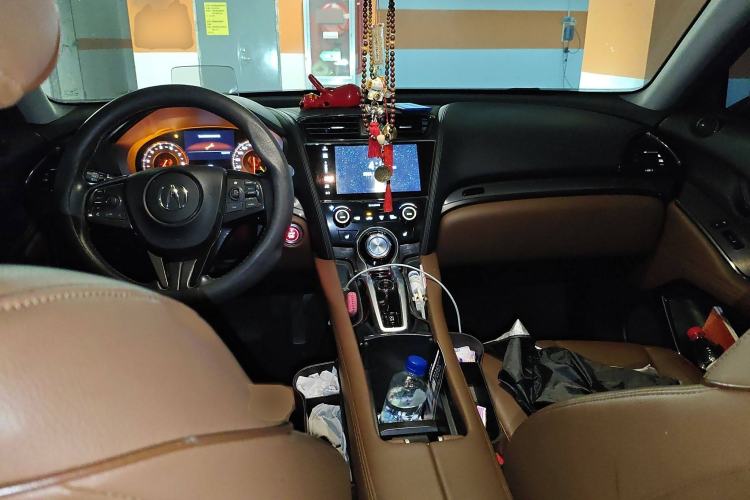Used Acura CDX 2016 1.5T Two-Wheel Drive Deluxe Edition Interior 2