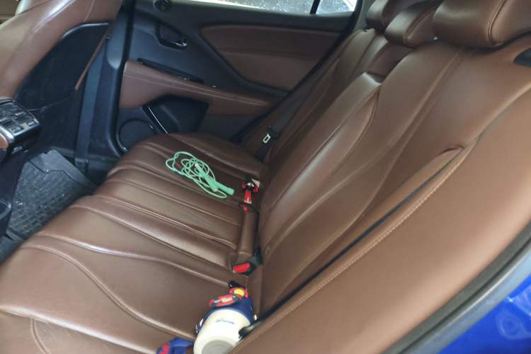 Used Acura CDX 2016 1.5T Two-Wheel Drive Deluxe Edition Left Rear Seat