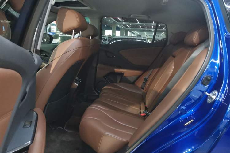 Used Acura CDX 2016 1.5T Two-Wheel Drive Deluxe Edition Left Rear Seat