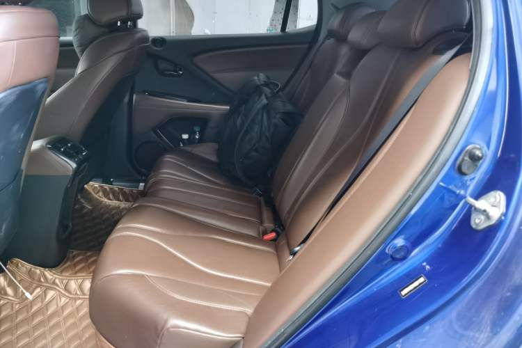 Used Acura CDX 2016 1.5T Two-Wheel Drive Deluxe Edition Left Rear Seat