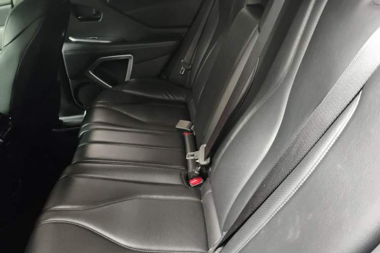 Used Acura CDX 2016 1.5T Two-Wheel Drive Deluxe Edition Left Rear Seat