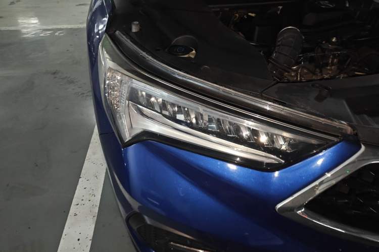 Used Acura CDX 2016 1.5T Two-Wheel Drive Enjoyment Edition Right Front Headlight