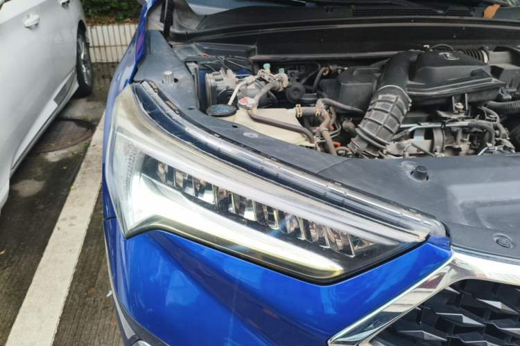 Used Acura CDX 2016 1.5T Two-Wheel Drive Deluxe Edition Right Front Headlight