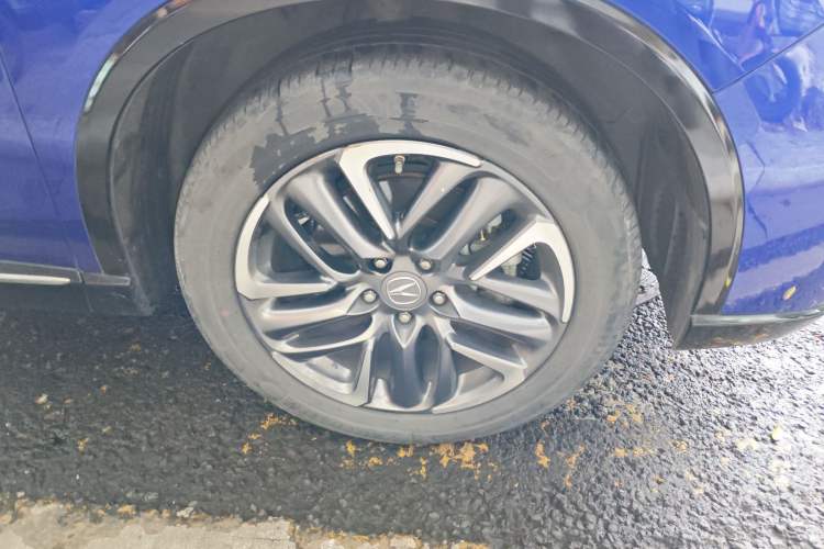 Used Acura CDX 2016 1.5T Four-Wheel Drive Smart Edition Right Front Wheel Hub