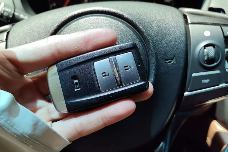 Used Acura CDX 2016 1.5T Two-Wheel Drive Deluxe Edition Vehicle Key