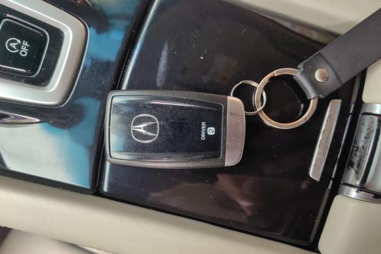 Used Acura CDX 2016 1.5T Four-Wheel Drive Deluxe Edition Vehicle Key