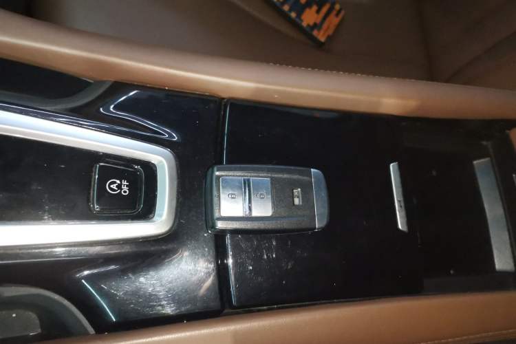 Used Acura CDX 2016 1.5T Two-Wheel Drive Deluxe Edition Vehicle Key