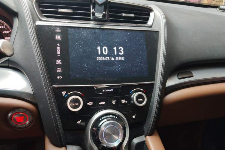 Used Acura CDX 2016 1.5T Two-Wheel Drive Deluxe Edition Audio And AC Panel