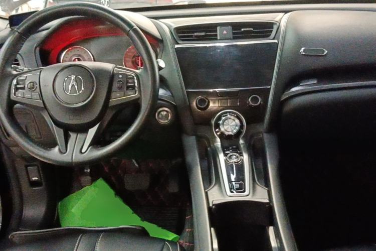 Used Acura CDX 2016 1.5T Two-Wheel Drive Enjoyment Version Center Console