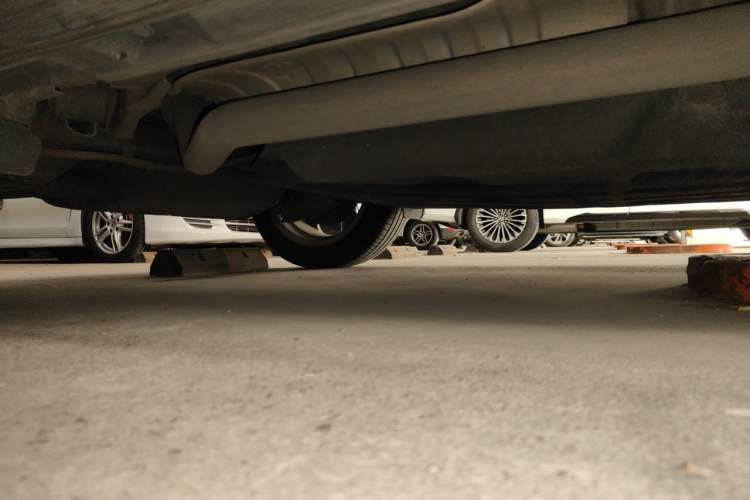 Used Acura CDX 2016 1.5T Two-Wheel Drive Deluxe Edition Chassis Rear Right
