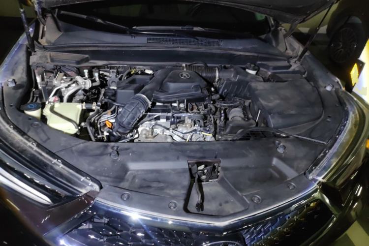 Used Acura CDX 2016 1.5T Two-Wheel Drive Deluxe Edition Engine Bay