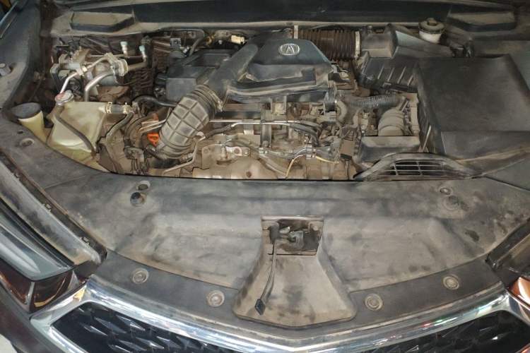 Used Acura CDX 2016 1.5T Two-Wheel Drive Enjoyment Version Engine Bay