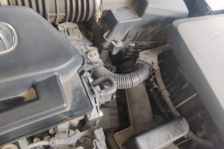 Used Acura CDX 2016 1.5T Two-Wheel Drive Deluxe Edition Engine Bay Left