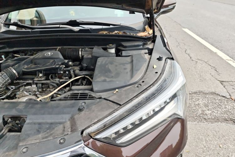 Used Acura CDX 2016 1.5T Two-Wheel Drive Deluxe Edition Engine Bay Left