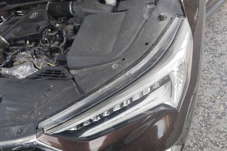Used Acura CDX 2016 1.5T Two-Wheel Drive Enjoyment Version Engine Bay Left
